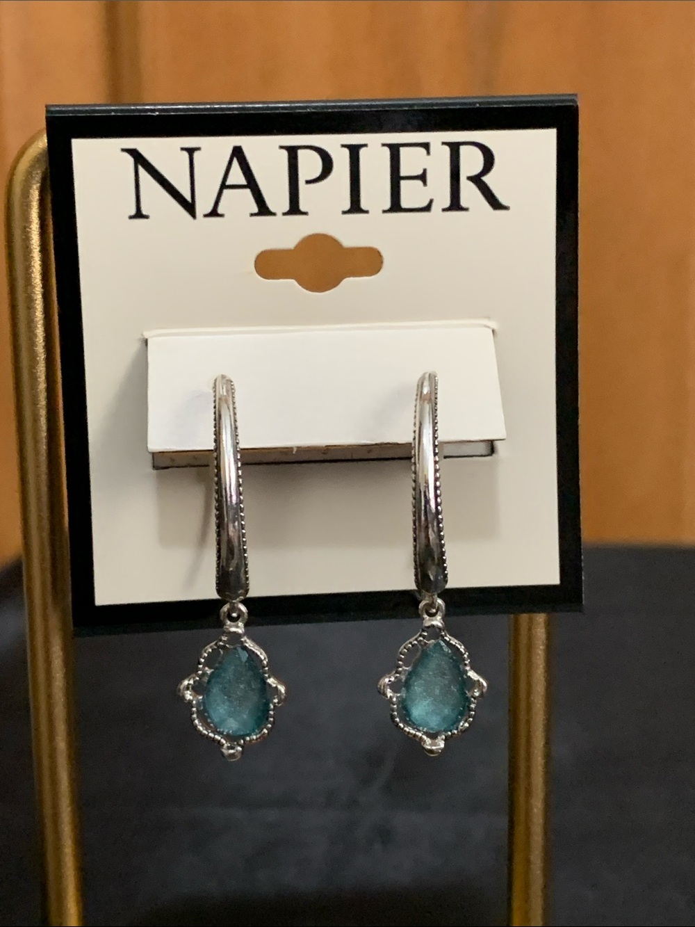 NWT Napier silver tone blue stone earrings